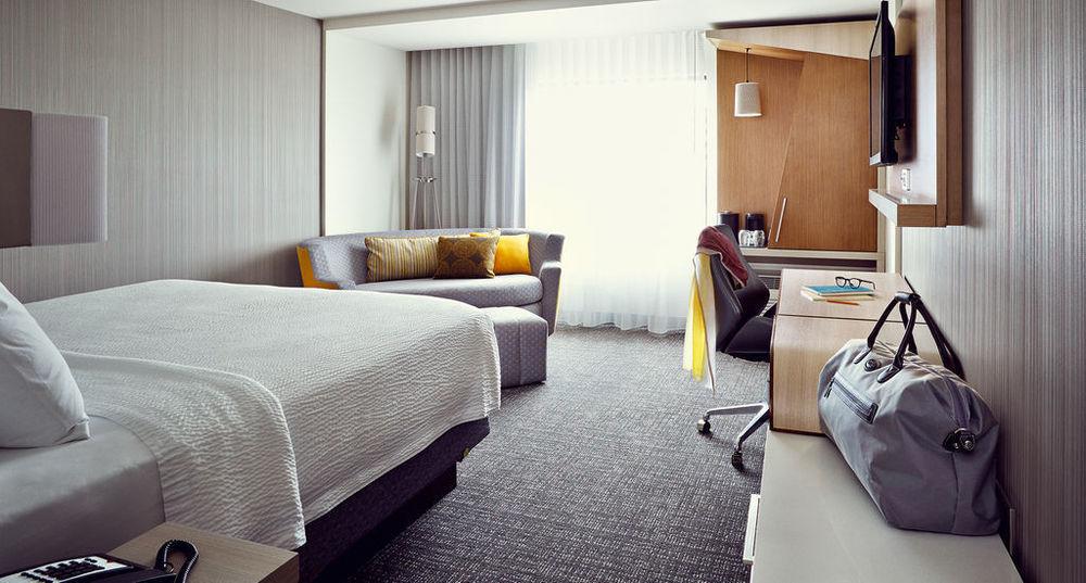Courtyard By Marriott Pullman Otel Dış mekan fotoğraf