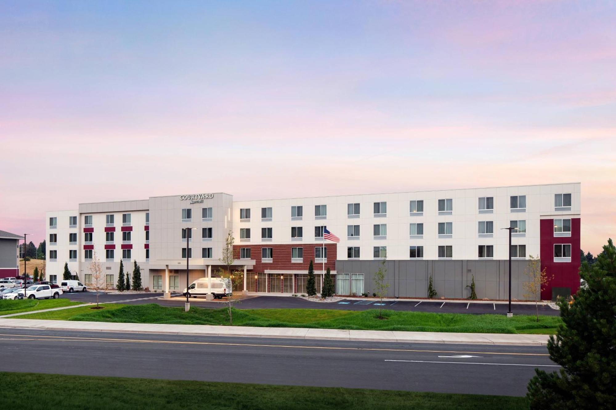 Courtyard By Marriott Pullman Otel Dış mekan fotoğraf