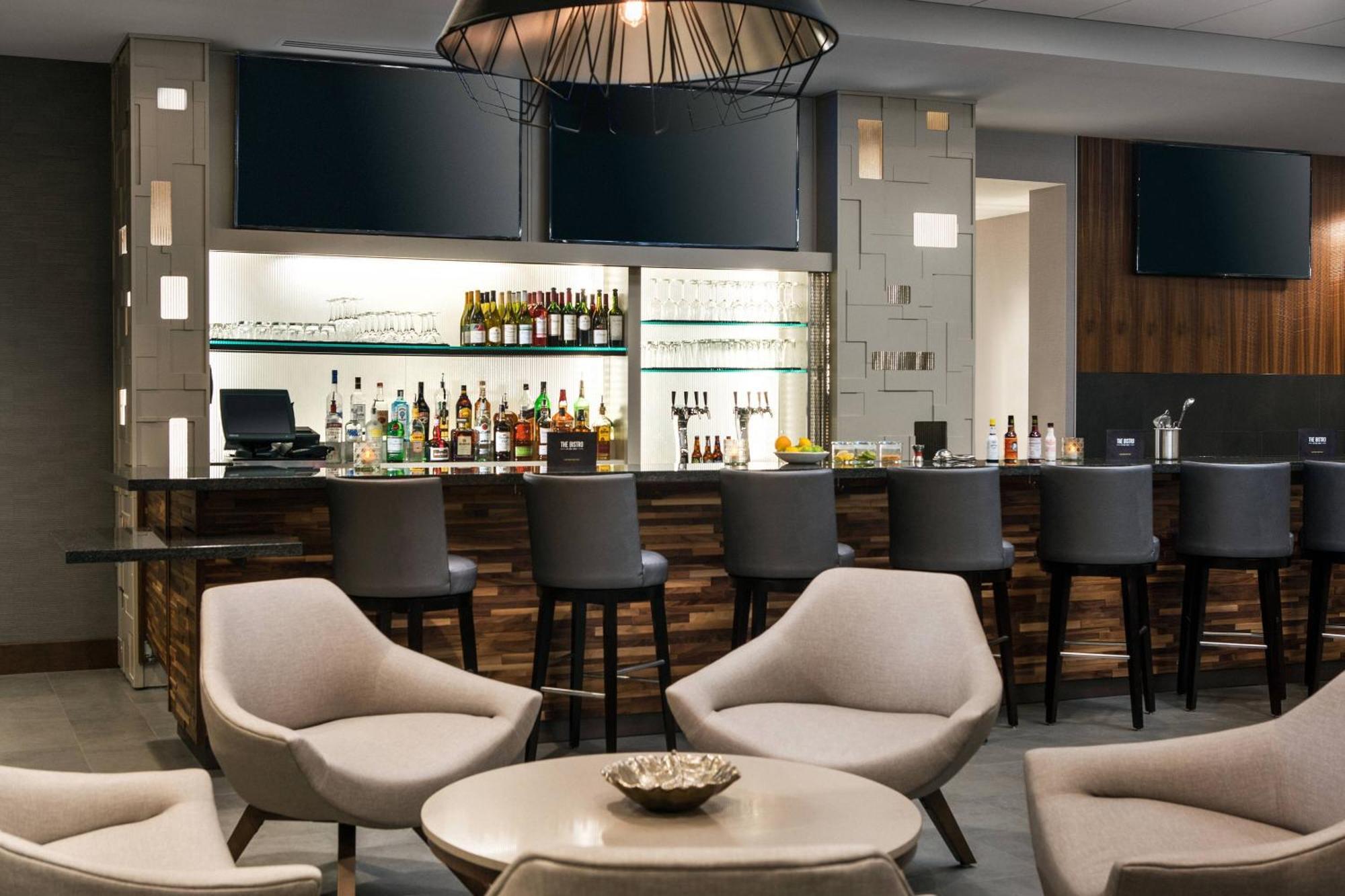 Courtyard By Marriott Pullman Otel Dış mekan fotoğraf