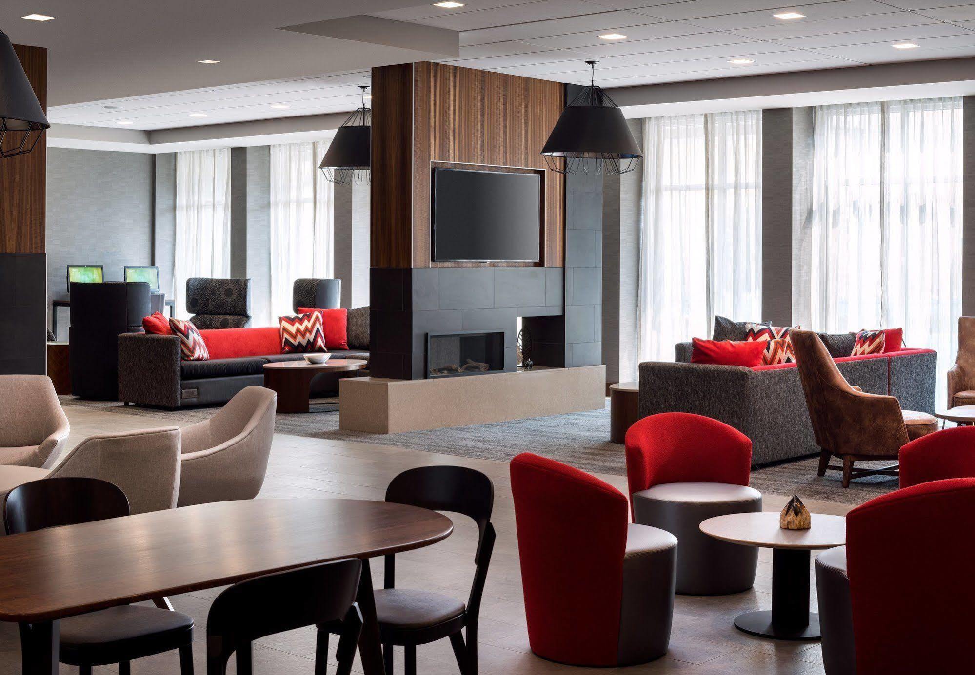 Courtyard By Marriott Pullman Otel Dış mekan fotoğraf