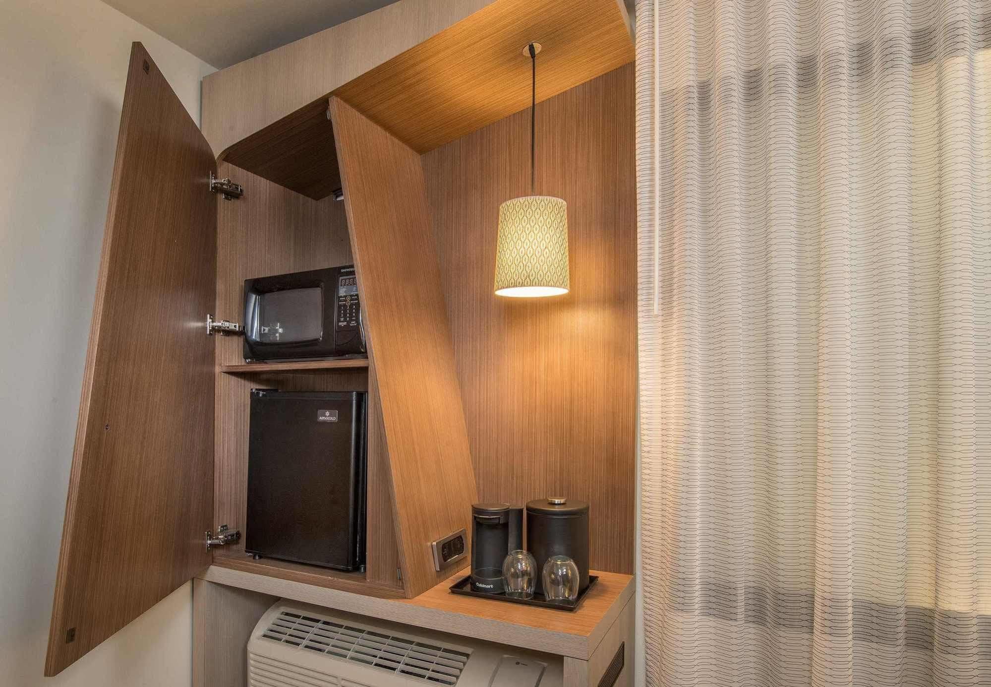 Courtyard By Marriott Pullman Otel Dış mekan fotoğraf